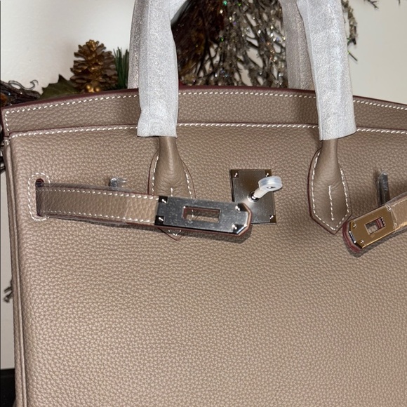 Genuine Leather khaki bag - Picture 5 of 9